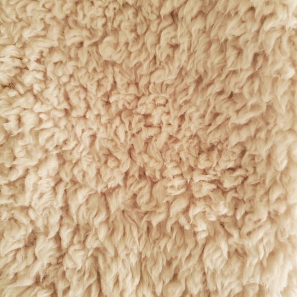 Pottery Barn Teddy Bear Faux Fur Robe - Picture 3 of 3